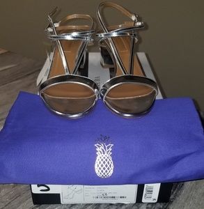 New Aquazzura Sunset Siren Sandals in Silver - Size 36.5/6.5